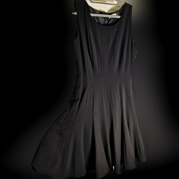 NWT  Calvin Klein - Picture 1 of 11
